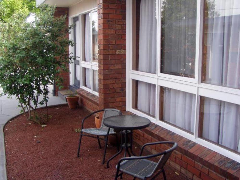 Kardinia Park Motel Джелонг Экстерьер фото