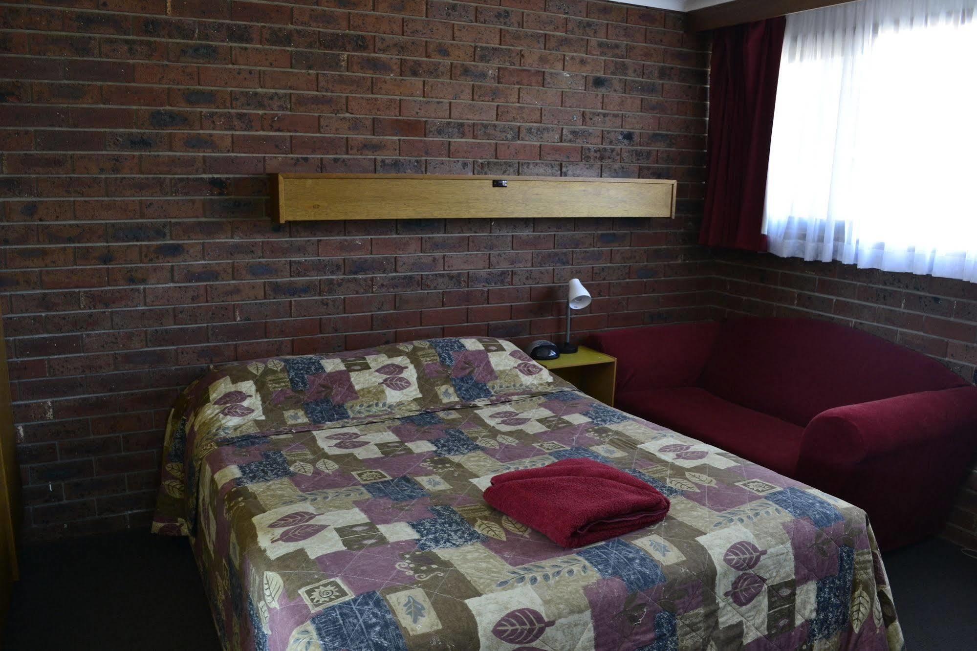 Kardinia Park Motel Джелонг Экстерьер фото