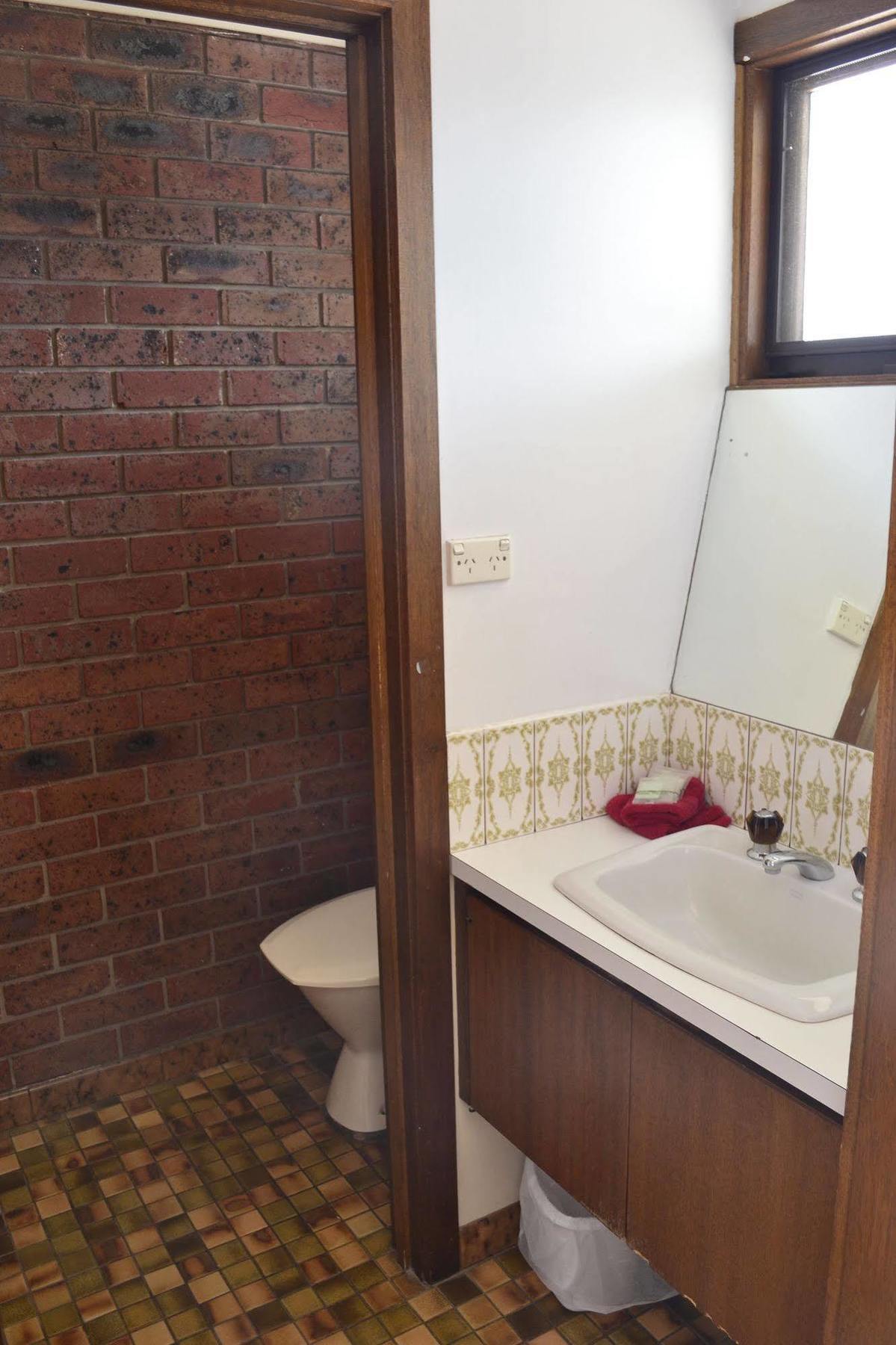 Kardinia Park Motel Джелонг Экстерьер фото
